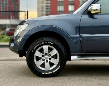 Сірий Міцубісі Паджеро, об'ємом двигуна 3 л та пробігом 245 тис. км за 9950 $, фото 11 на Automoto.ua