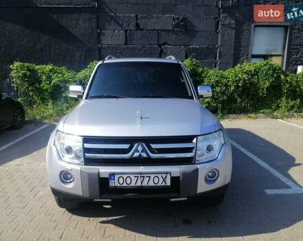 Сірий Міцубісі Паджеро, об'ємом двигуна 2.97 л та пробігом 199 тис. км за 12500 $, фото 5 на Automoto.ua