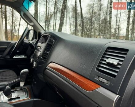 Серый Мицубиси Паджеро, объемом двигателя 2.97 л и пробегом 198 тыс. км за 10000 $, фото 33 на Automoto.ua