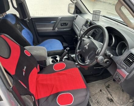 Серый Мицубиси Паджеро, объемом двигателя 3.2 л и пробегом 170 тыс. км за 4650 $, фото 8 на Automoto.ua