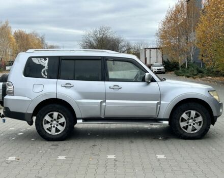 Серый Мицубиси Паджеро, объемом двигателя 3.2 л и пробегом 170 тыс. км за 4650 $, фото 1 на Automoto.ua