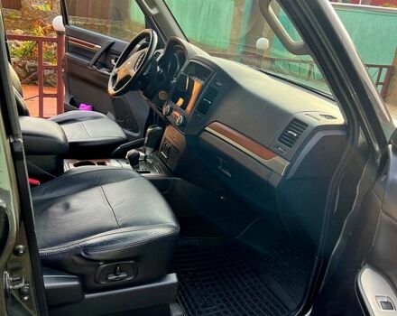 Серый Мицубиси Паджеро, объемом двигателя 3.2 л и пробегом 212 тыс. км за 17000 $, фото 7 на Automoto.ua