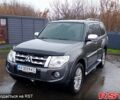 Серый Мицубиси Паджеро, объемом двигателя 3.2 л и пробегом 183 тыс. км за 18500 $, фото 1 на Automoto.ua
