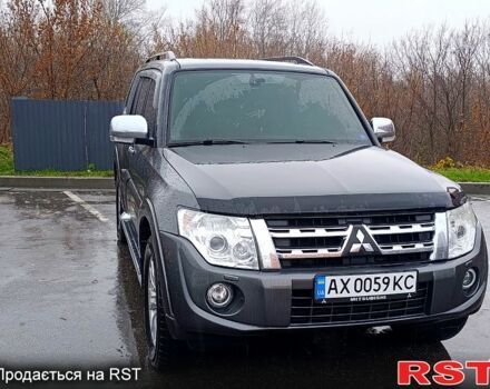 Серый Мицубиси Паджеро, объемом двигателя 3.2 л и пробегом 183 тыс. км за 18500 $, фото 1 на Automoto.ua