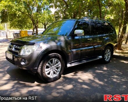 Сірий Міцубісі Паджеро, об'ємом двигуна 3.2 л та пробігом 179 тис. км за 17000 $, фото 7 на Automoto.ua