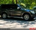 Сірий Міцубісі Паджеро, об'ємом двигуна 3.2 л та пробігом 179 тис. км за 17000 $, фото 1 на Automoto.ua