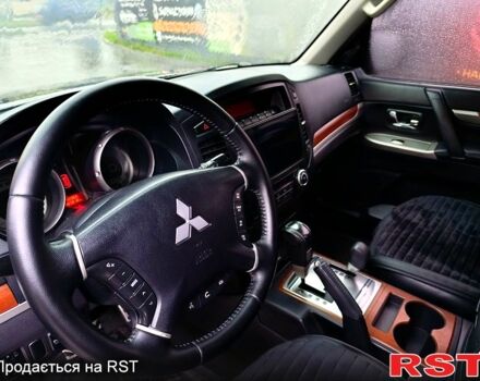 Серый Мицубиси Паджеро, объемом двигателя 3.2 л и пробегом 183 тыс. км за 18500 $, фото 7 на Automoto.ua