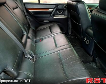 Серый Мицубиси Паджеро, объемом двигателя 3.2 л и пробегом 183 тыс. км за 18500 $, фото 8 на Automoto.ua