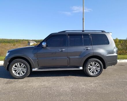 Сірий Міцубісі Паджеро, об'ємом двигуна 3.2 л та пробігом 183 тис. км за 19999 $, фото 6 на Automoto.ua