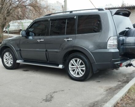 Серый Мицубиси Паджеро, объемом двигателя 3.2 л и пробегом 184 тыс. км за 17900 $, фото 6 на Automoto.ua