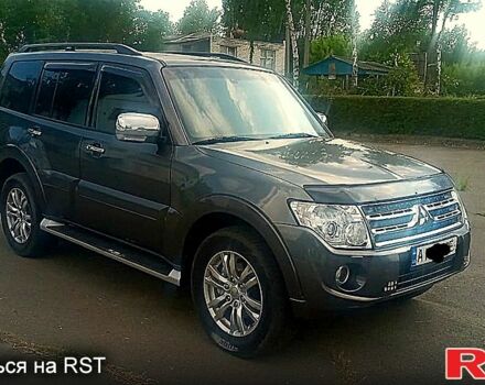 Серый Мицубиси Паджеро, объемом двигателя 3.2 л и пробегом 199 тыс. км за 19000 $, фото 1 на Automoto.ua