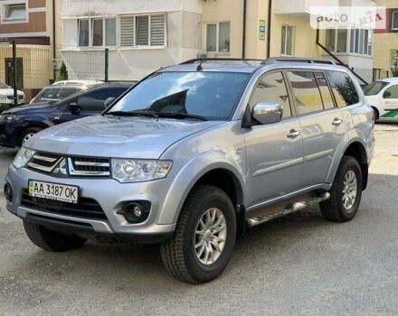 Серый Мицубиси Паджеро, объемом двигателя 2.48 л и пробегом 182 тыс. км за 15200 $, фото 7 на Automoto.ua