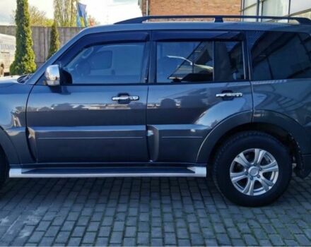 Серый Мицубиси Паджеро, объемом двигателя 3.5 л и пробегом 149 тыс. км за 23500 $, фото 3 на Automoto.ua