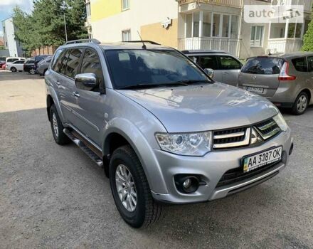 Серый Мицубиси Паджеро, объемом двигателя 2.48 л и пробегом 182 тыс. км за 15200 $, фото 8 на Automoto.ua