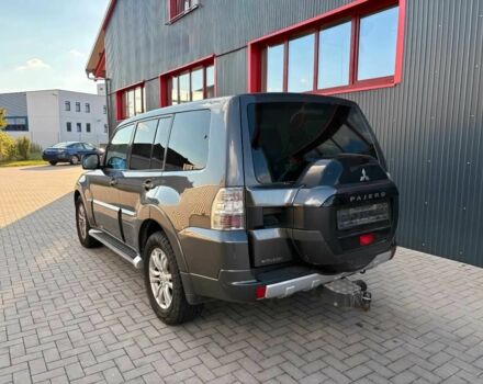 Серый Мицубиси Паджеро, объемом двигателя 3.2 л и пробегом 57 тыс. км за 20000 $, фото 3 на Automoto.ua