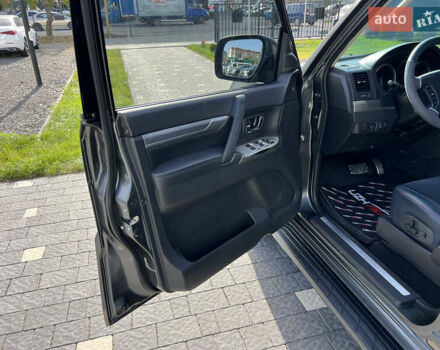 Сірий Міцубісі Паджеро, об'ємом двигуна 3 л та пробігом 186 тис. км за 21500 $, фото 23 на Automoto.ua