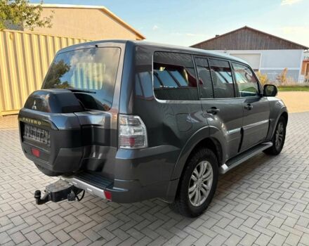 Серый Мицубиси Паджеро, объемом двигателя 3.2 л и пробегом 57 тыс. км за 20000 $, фото 5 на Automoto.ua