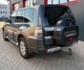 Серый Мицубиси Паджеро, объемом двигателя 3.2 л и пробегом 68 тыс. км за 10000 $, фото 4 на Automoto.ua