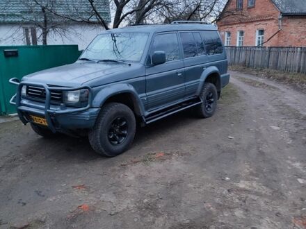 Мицубиси Паджеро 1993 в Сумах на Automoto.ua Серый Мицубиси Паджеро, объемом двигателя 0 л и пробегом 200 тыс. км за 4999 $, фото 1 на Automoto.ua