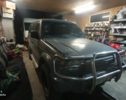 Серый Мицубиси Паджеро, объемом двигателя 3.5 л и пробегом 200 тыс. км за 3200 $, фото 1 на Automoto.ua