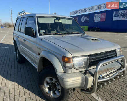 Серый Мицубиси Паджеро, объемом двигателя 2.84 л и пробегом 251 тыс. км за 6900 $, фото 1 на Automoto.ua