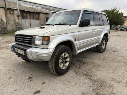 Серый Мицубиси Паджеро, объемом двигателя 2.8 л и пробегом 290 тыс. км за 3000 $, фото 1 на Automoto.ua