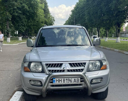 Сірий Міцубісі Паджеро, об'ємом двигуна 3.2 л та пробігом 211 тис. км за 9800 $, фото 1 на Automoto.ua