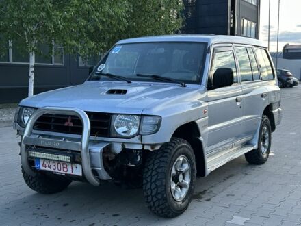 Міцубісі Паджеро 2001 у Белой Церкве на Automoto.ua Сірий Міцубісі Паджеро, об'ємом двигуна 2.5 л та пробігом 250 тис. км за 2550 $, фото 1 на Automoto.ua