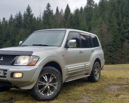 Сірий Міцубісі Паджеро, об'ємом двигуна 3.5 л та пробігом 316 тис. км за 7400 $, фото 1 на Automoto.ua