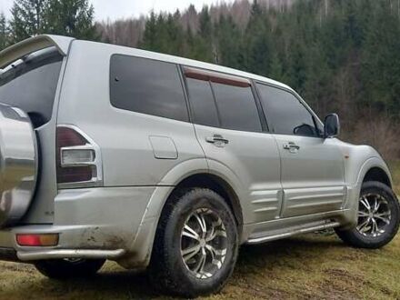Серый Мицубиси Паджеро, объемом двигателя 3.5 л и пробегом 316 тыс. км за 7400 $, фото 1 на Automoto.ua