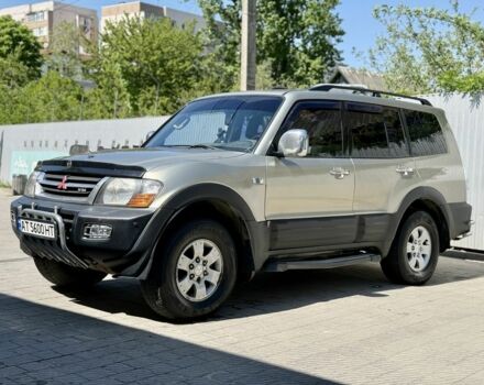 Серый Мицубиси Паджеро, объемом двигателя 3.5 л и пробегом 250 тыс. км за 6800 $, фото 1 на Automoto.ua