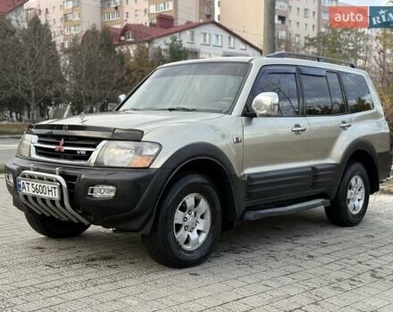 Серый Мицубиси Паджеро, объемом двигателя 3.5 л и пробегом 250 тыс. км за 6800 $, фото 1 на Automoto.ua