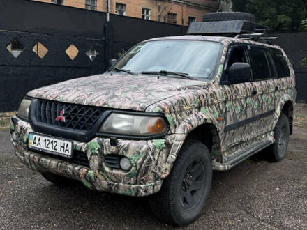 Мицубиси Паджеро 2002 в Киеве на Automoto.ua Серый Мицубиси Паджеро, объемом двигателя 3 л и пробегом 230 тыс. км за 5900 $, фото 1 на Automoto.ua