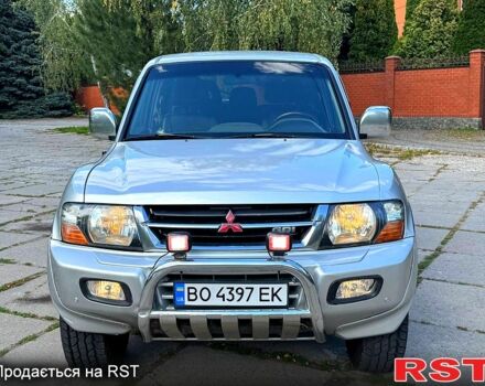 Сірий Міцубісі Паджеро, об'ємом двигуна 3.5 л та пробігом 286 тис. км за 8999 $, фото 1 на Automoto.ua