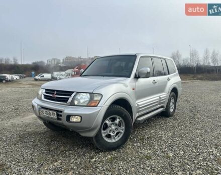 Серый Мицубиси Паджеро, объемом двигателя 3.5 л и пробегом 299 тыс. км за 6700 $, фото 1 на Automoto.ua