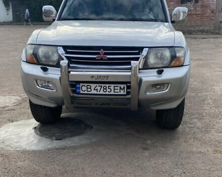 Сірий Міцубісі Паджеро, об'ємом двигуна 3.5 л та пробігом 304 тис. км за 6250 $, фото 1 на Automoto.ua
