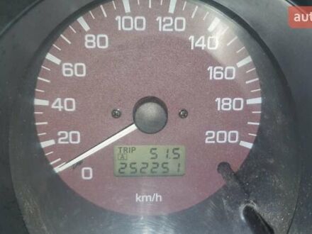 Серый Мицубиси Паджеро, объемом двигателя 3.2 л и пробегом 270 тыс. км за 10700 $, фото 1 на Automoto.ua