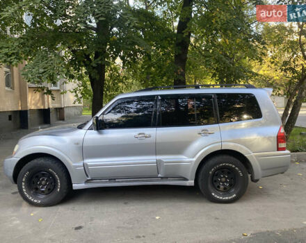 Сірий Міцубісі Паджеро, об'ємом двигуна 2.97 л та пробігом 387 тис. км за 7000 $, фото 1 на Automoto.ua