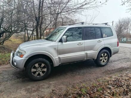 Сірий Міцубісі Паджеро, об'ємом двигуна 3.2 л та пробігом 342 тис. км за 6000 $, фото 1 на Automoto.ua