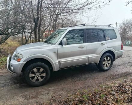 Серый Мицубиси Паджеро, объемом двигателя 3.2 л и пробегом 342 тыс. км за 6000 $, фото 1 на Automoto.ua