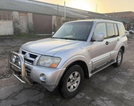 Сірий Міцубісі Паджеро, об'ємом двигуна 3.2 л та пробігом 268 тис. км за 4200 $, фото 1 на Automoto.ua