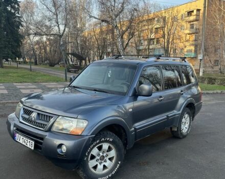Сірий Міцубісі Паджеро, об'ємом двигуна 3.2 л та пробігом 307 тис. км за 5500 $, фото 1 на Automoto.ua