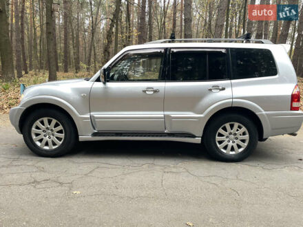 Сірий Міцубісі Паджеро, об'ємом двигуна 2.97 л та пробігом 249 тис. км за 8580 $, фото 1 на Automoto.ua