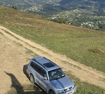 Серый Мицубиси Паджеро, объемом двигателя 3.2 л и пробегом 346 тыс. км за 9000 $, фото 1 на Automoto.ua