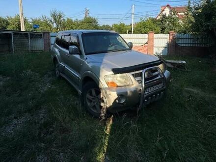 Сірий Міцубісі Паджеро, об'ємом двигуна 3.2 л та пробігом 292 тис. км за 6500 $, фото 1 на Automoto.ua