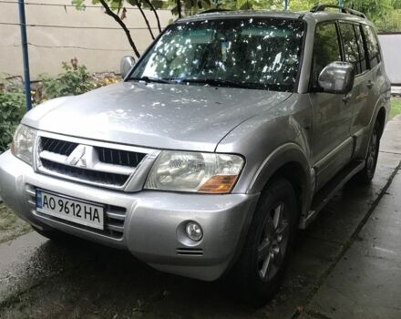 Сірий Міцубісі Паджеро, об'ємом двигуна 3.5 л та пробігом 302 тис. км за 8700 $, фото 1 на Automoto.ua
