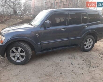 Сірий Міцубісі Паджеро, об'ємом двигуна 3.2 л та пробігом 320 тис. км за 8500 $, фото 1 на Automoto.ua