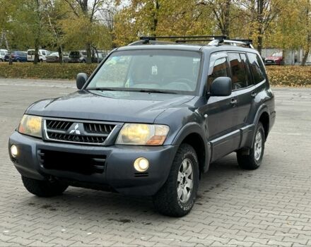 Сірий Міцубісі Паджеро, об'ємом двигуна 3.2 л та пробігом 305 тис. км за 3950 $, фото 1 на Automoto.ua