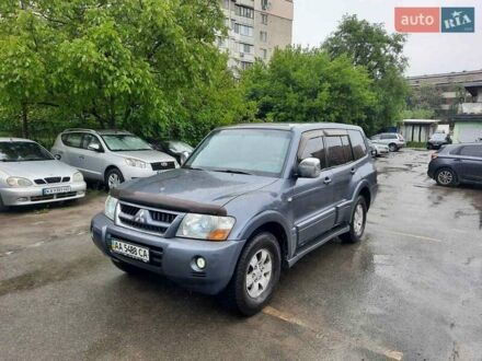 Мицубиси Паджеро 2006 в Киеве на Automoto.ua Серый Мицубиси Паджеро, объемом двигателя 3 л и пробегом 487 тыс. км за 7200 $, фото 1 на Automoto.ua