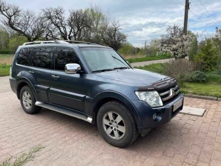 Сірий Міцубісі Паджеро, об'ємом двигуна 0 л та пробігом 156 тис. км за 12500 $, фото 1 на Automoto.ua